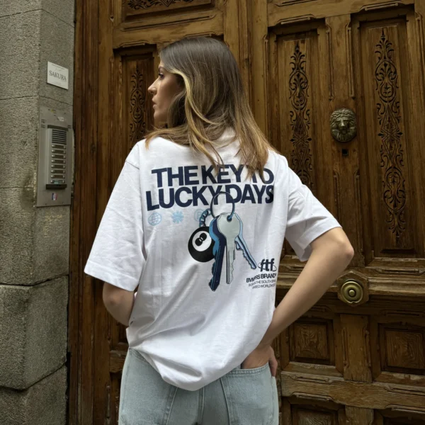 CAMISETA LUCKY DAYS BLANCA - Imagen 5
